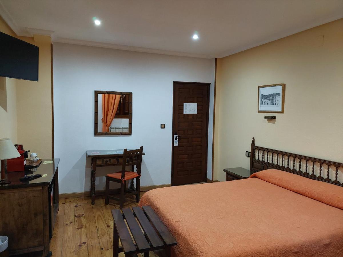 Hosteria Picos De Europa Потес Екстериор снимка
